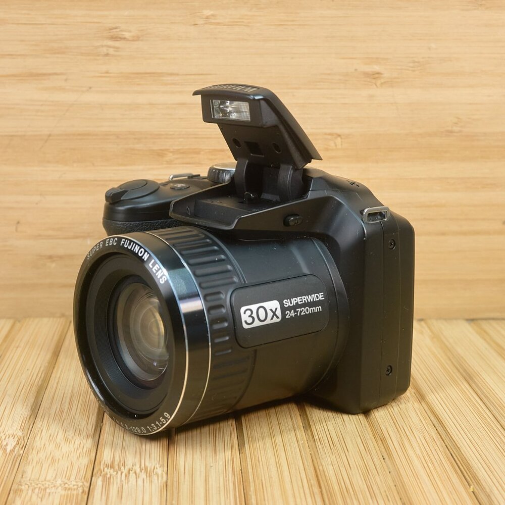Fujifilm FinePix S4800 16 MP Digital Camera, 30x Optical Zoom